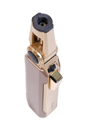 Parmida Tek Torch Pürmüz Oynar Başlıklı Gold Masa Tipi Metal Puro Çakmağı - TR9243