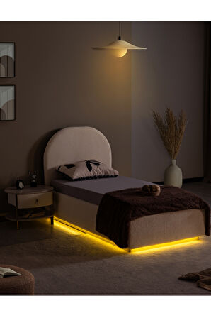 Karyola, Blesk Alya Ledli Bazalı Karyola, Komodin