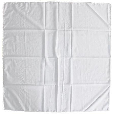 Beyaz Biyeli Yüz Örtüsü