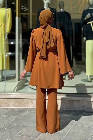 Taş İşleme Detaylı Kuşaklı Tunik ve Pantolonlu Takım 8432 Taba