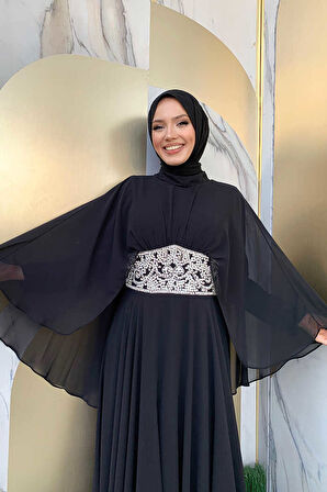 Bym Fashion Pelerinli Bel Taş İşleme Detay Şifon Abiye Elbise 5001 Siyah