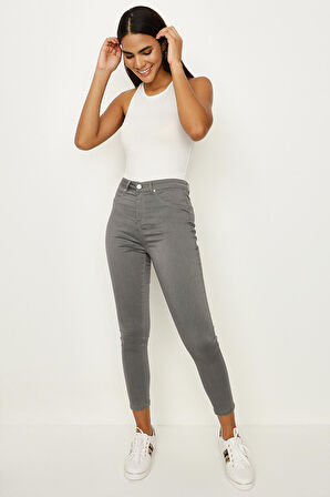 Kadın Yırtık Detaylı Yüksek Bel Skinny Jeans