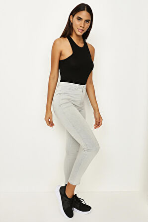 Kadın Yırtık Detaylı Yüksek Bel Skinny Jeans