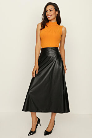 Kadın Deri Görünümlü Fermuar Kapamalı Volanlı Etek