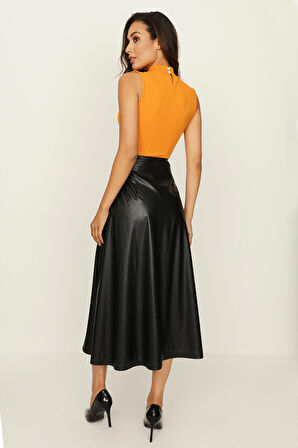 Kadın Deri Görünümlü Fermuar Kapamalı Volanlı Etek