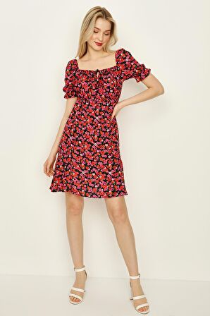 Kadın Çiçek Desenli Beşgen Yaka Balon Kollu Mini Elbise