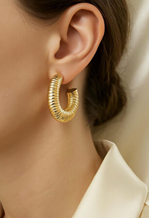 Altın Renk Ribbed Halka Küpe