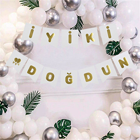 İyi ki Doğdun Banner Beyaz renk üstüne Gold altın Varaklı yazı, Karton Doğum Günü Yazısı Flama