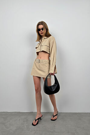 Düğme Detay Bej Crop Ceket