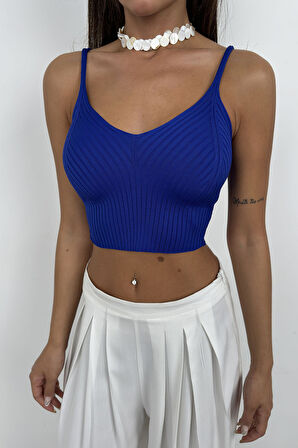 V Yaka Saks Crop Bluz