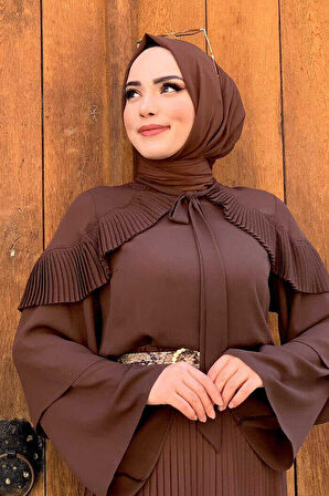 Omuz Fırfır Görünümlü Yaka Bağlamalı Katlı Kol Detay Bluz 5263 Kahverengi