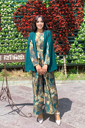 Pelerin Kol Görünümlü Düz Astarlı Ceket 7666 Zümrüt