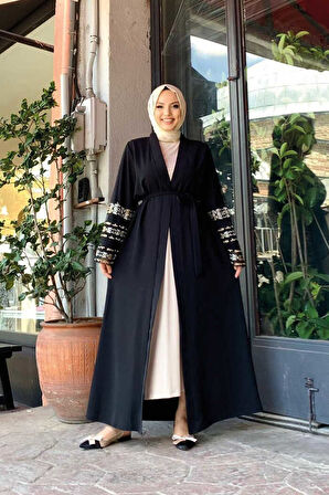 Kol İşlemeli Bel Kuşaklı Abaya 7814 Siyah