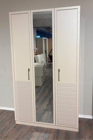 Gardırop, Vela 3 Kapaklı Aynalı Dolap