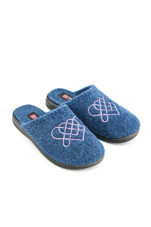 Gezer Kadın Kışlık Keçe Nakışlı Kalp Tasarım Ev Bahçe Terlik