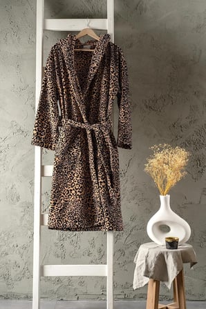 Panthera | %100 Pamuk Leopar Desenli Kadife Bornoz
