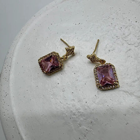 Özel Seri  Prenses Model Pembe Taşlı Küpe - Gold