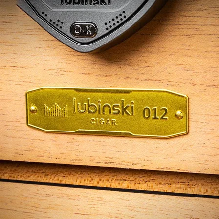 Lubinski Limited Edt.Türkiye Özel Seri Puro Kutusu Humidor Parmakizi Kilitli 100s LB-015