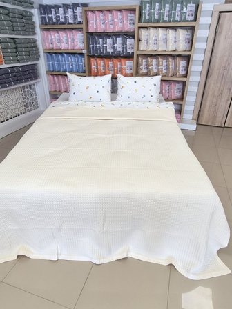 ETEHOMETEX ÇİFT KİŞİLİK %100 PAMUK HAVUZLU PİKE TAKIMI KREM 8696474232101