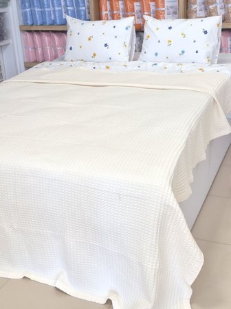 ETEHOMETEX ÇİFT KİŞİLİK %100 PAMUK HAVUZLU PİKE TAKIMI KREM 8696474232101