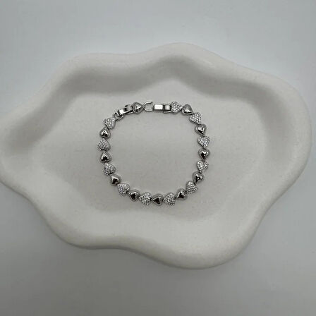 Özel Seri Silver Queen Taşlı Kalp Detay Bileklik - Silver