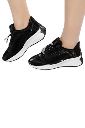 Veform Hafif ve Rahat Tabanlı, Günlük Şık ve Spor Kadın Ayakkabı FV1505FV