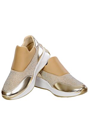 Veform Hafif ve Rahat Tabanlı, Günlük Şık ve Spor Kadın Slip-on Ayakkabı  Taş Detaylı FV1490FV