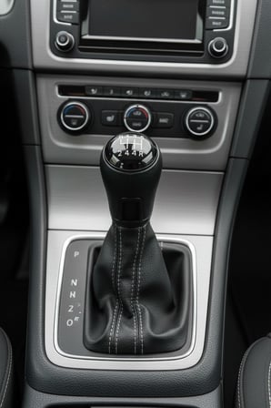 VW Golf 6 Passat B7 Jetta MK6 Scirocco EOS 08-16 5 İleri Siyah Vites Topuzu Kafası
