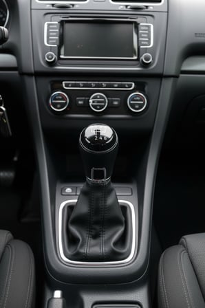 VW Golf 6 Passat B7 Jetta MK6 Scirocco EOS 08-16 6 İleri Krom Siyah Vites Topuzu Kafası