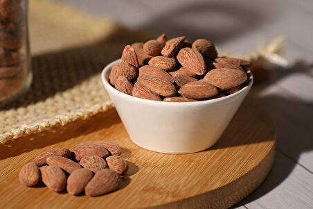 BADEM (KAVRULMUŞ) 750 Gr.