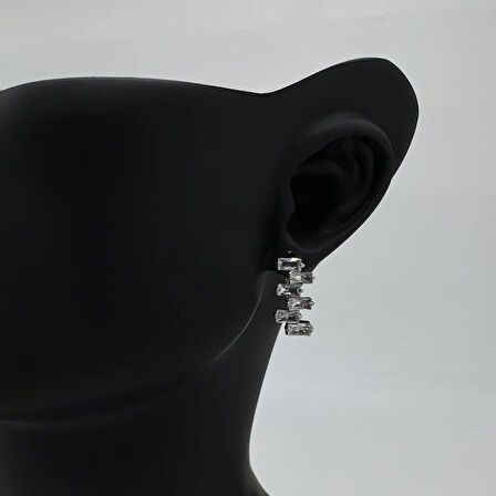 Özel Seri Silver Taş Detaylı Küpe - Silver