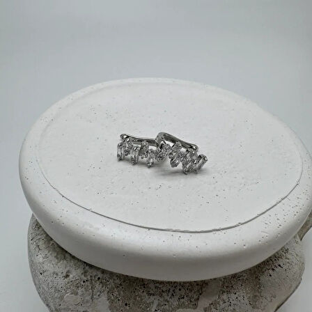 Özel Seri Silver Taş Detaylı Küpe - Silver