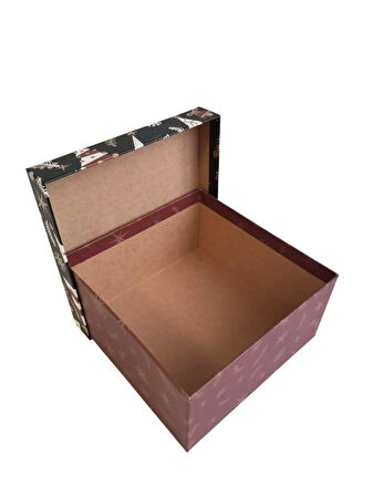 Hediyelık Yılbaşı Kare Kutu Fable 17.5X17.5 NO:4.5