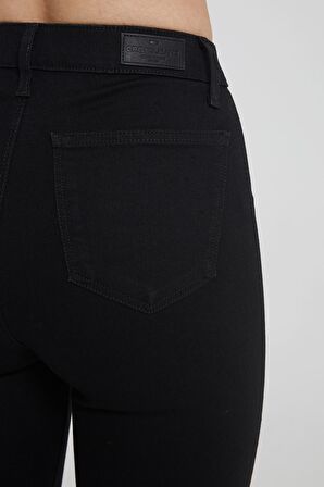JANIE  Siyah Yüksek Bel Önü Cepsiz Dizi Kesikli Jegging Jean Pantolon C 4520-007
