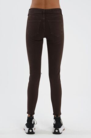 Judy Kahverengi Dizi Kesik Yüksek Bel Fermuarlı Skinny Fit Jean Pantolon C 4521-107
