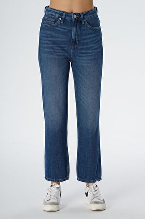 Elıza Cropped Orta Mavi Straight Fit Fermuarlı Jean Pantolon C 4518-078