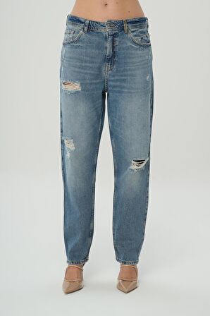 Ariana Açık Mavi Yıpratmalı Yüksek Bel Patı Fermuarlı Mom Jean Pantolon C 4525-140