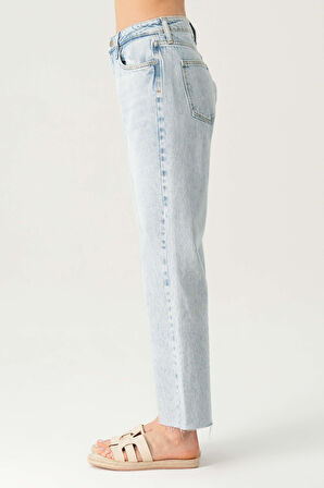 Diana Açık MaviYüksek Bel Patı Fermuarlı Paçası Yağmur LazerDesenliStraight Jean PantolonC 4517-106