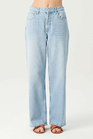 Açık Mavi Normal Bel Patı Düğmeli Loose Fit Jean Pantolon C 4809-007