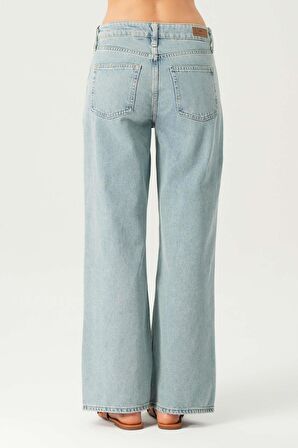 Açık Mavi Normal Bel Patı Düğmeli Dizi Kesikli Loose Fit Jean Pantolon C 4934-016