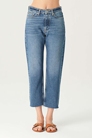 Orta Mavi Yüksek Bel Patı Fermuarlı Paçası Kesik Cropped Straight Fit Jean Pantolon C 4518-092