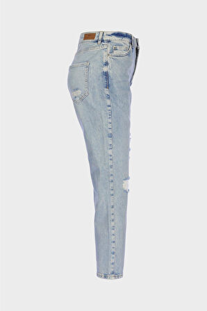 Ariana Açık Mavi Yüksek Bel Yıpratmalı Patı Fermuarlı Mom Jean Pantolon C 4525-188