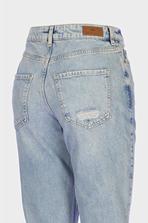 Ariana Açık Mavi Yüksek Bel Yıpratmalı Patı Fermuarlı Mom Jean Pantolon C 4525-188