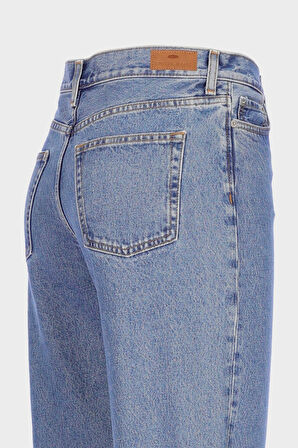 Ariana Açık Mavi Yüksek Bel Patı Fermuarlı Mom Jean Pantolon C 4525-189