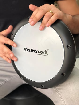 Yankı YDR-44 Döküm Mısır Darbuka Siyah- Profesyonel Çömlek Darbuka Kılıflı