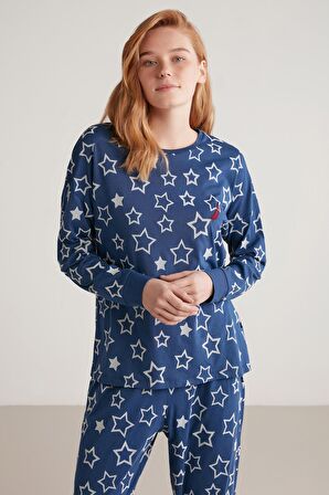 Yıldız desenli pijama takımı