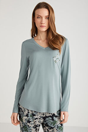 Yumuşak dokulu pijama takımı