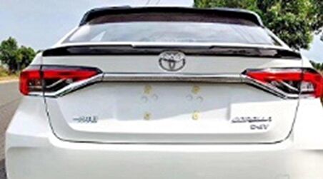 Toyota corolla bagaj üstü spoiler siyah yarasa 2019+