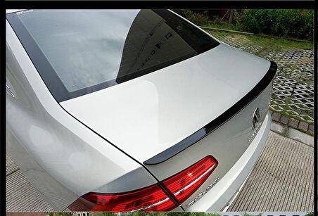 Vw Passat b8 bagaj üstü spoiler 2015+ siyah boyalı