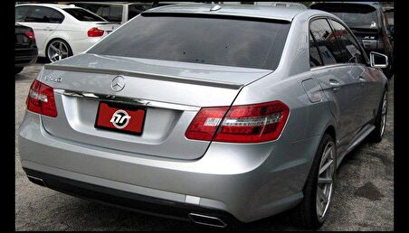 Mercedes w212 bagaj üstü spoiler 2009+ boyasız